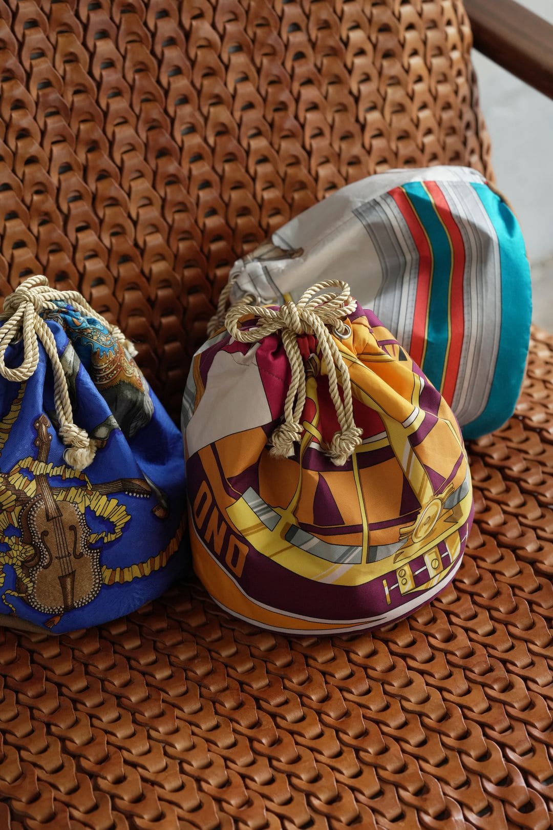 Vintage Silk Scarf Pouchに関するお知らせとご対応について - 江口
