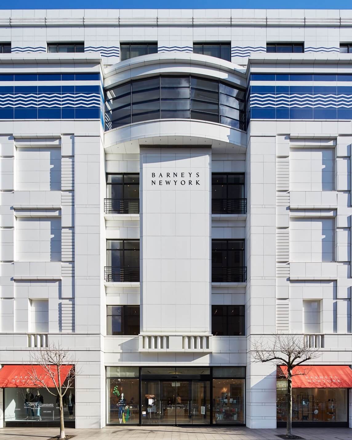  _282_https://eguchi-store.jp/ecw2507/eguchiwp/wp-content/uploads/barnys-yokohama-01.jpg
