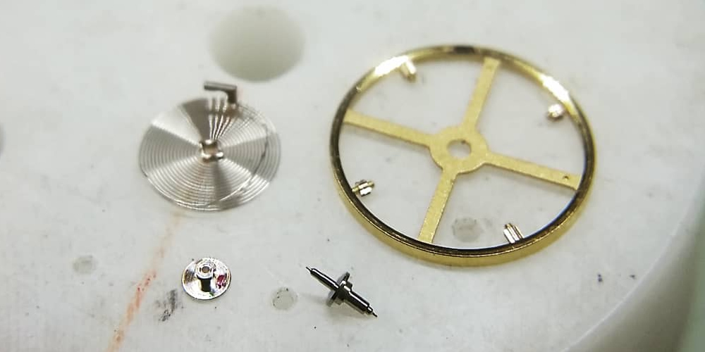 _624_https://eguchi-store.jp/ecw2507/_BK/wp-content/uploads/rolex-balance-staff.jpg