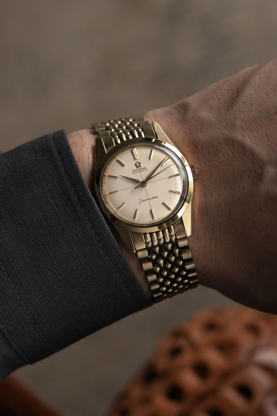 Omega シルバーケース アイボリー ダイヤル 時計 OMEGA/オメガ コンステレーション Cライン/ジェラルド・ジェンタ