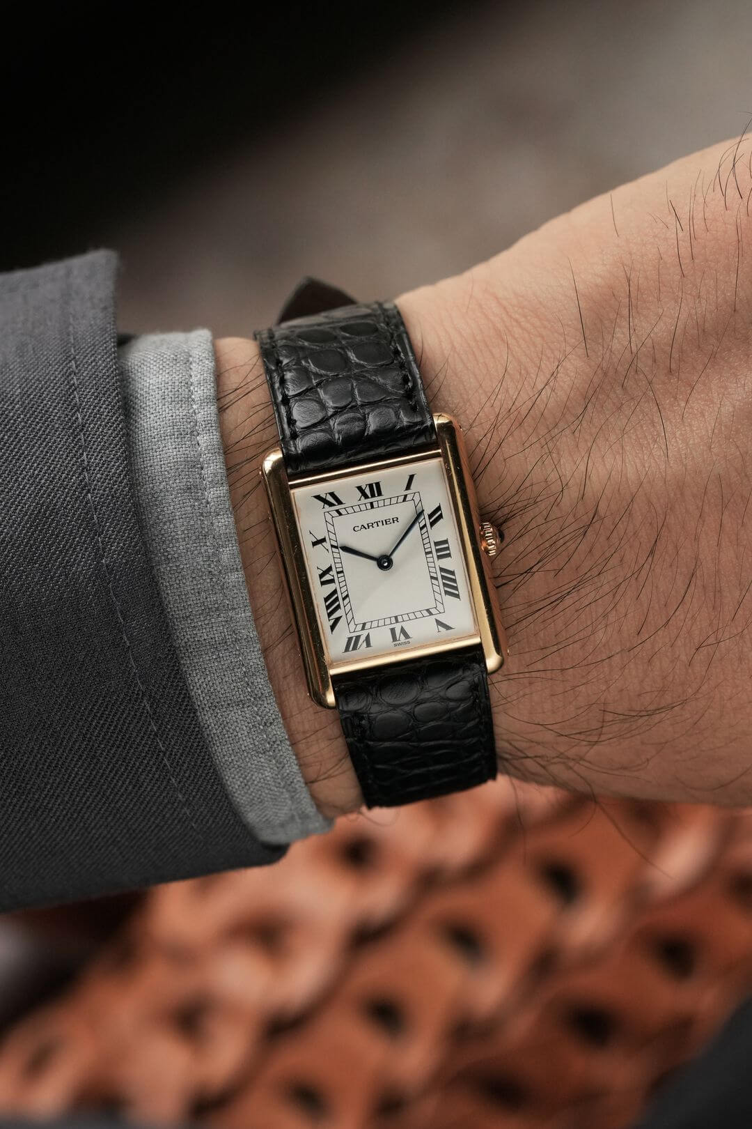 美品 カルティエ Cartier 時計デザイン シルクスカーフ 箱付き ロゴ 楽天市場】【中古】【箱付き】 CARTIER カルティエ シルク