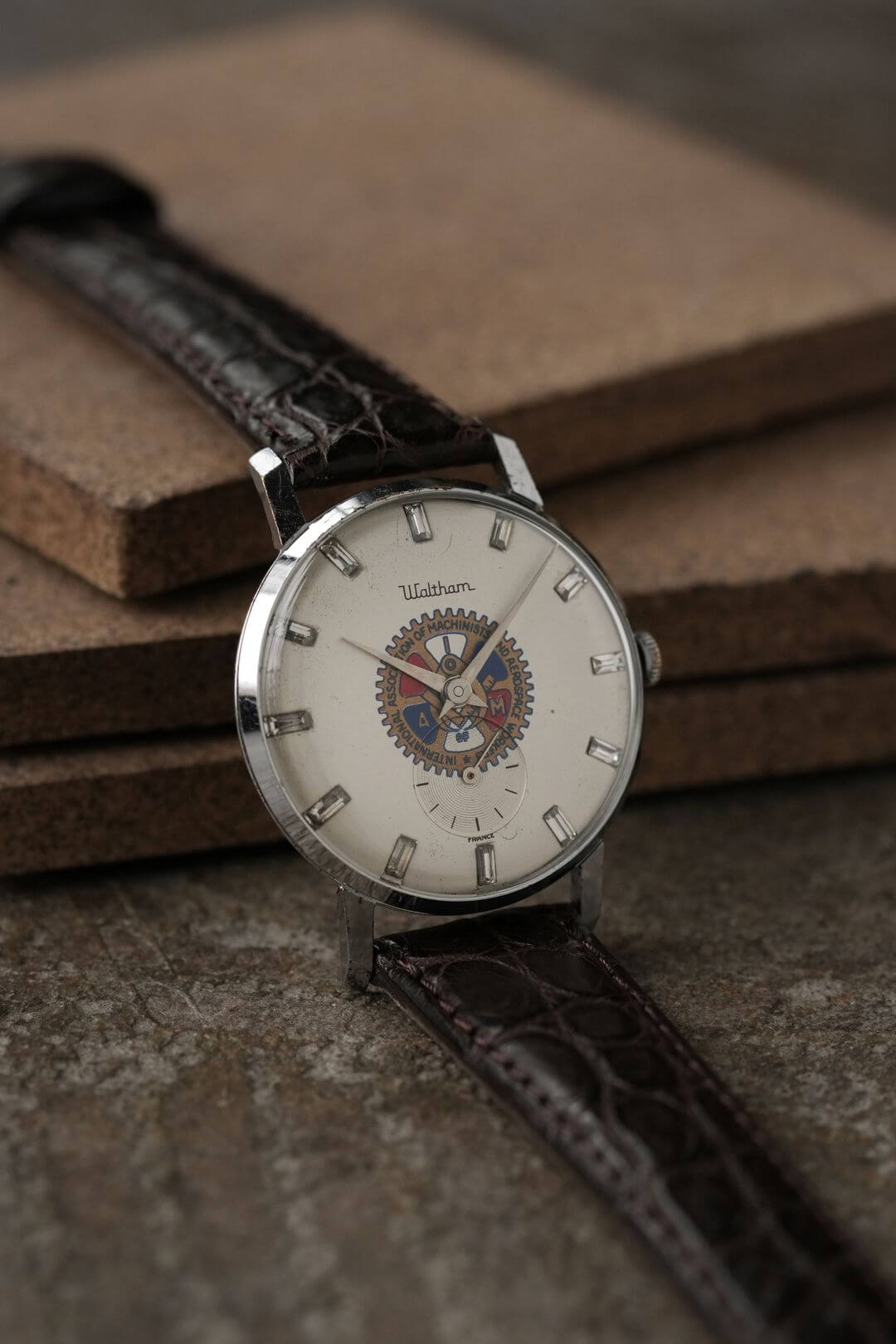 【美品・未使用品】英国王室　ロイヤルアントワネット　オーバルデッシュS リッジウェイのお皿✨豪華で、可愛らしい装飾です✨ 今、写真