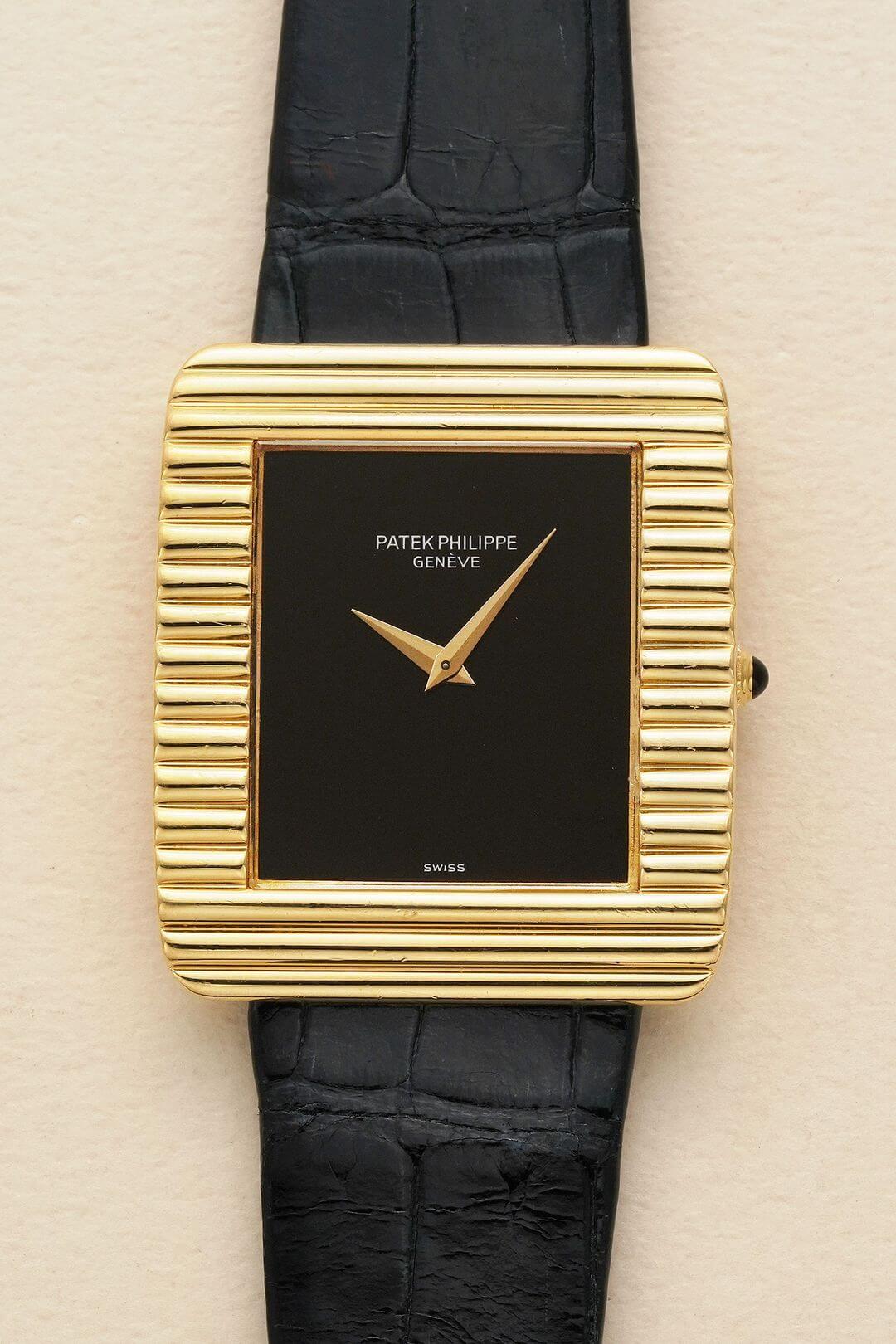 PATEK PHILIPPE カフリンクス ロゴ 大ぶり ダークブルー ゴールド PATEK PHILIPPE カフリンクス ロゴ 大ぶり ダークブルー