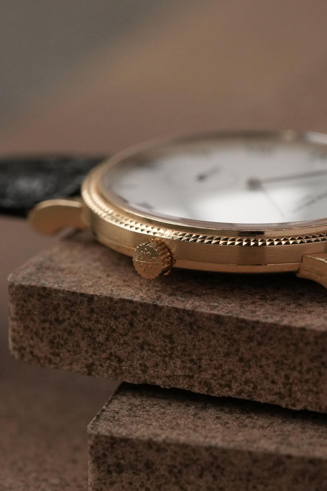 PATEK PHILIPPE - パテックフィリップ 置時計 PATEK PHILIPPE クリスタル カラトラバ 2021年新作】パテック フィリップが「希少なハンドクラフト2020