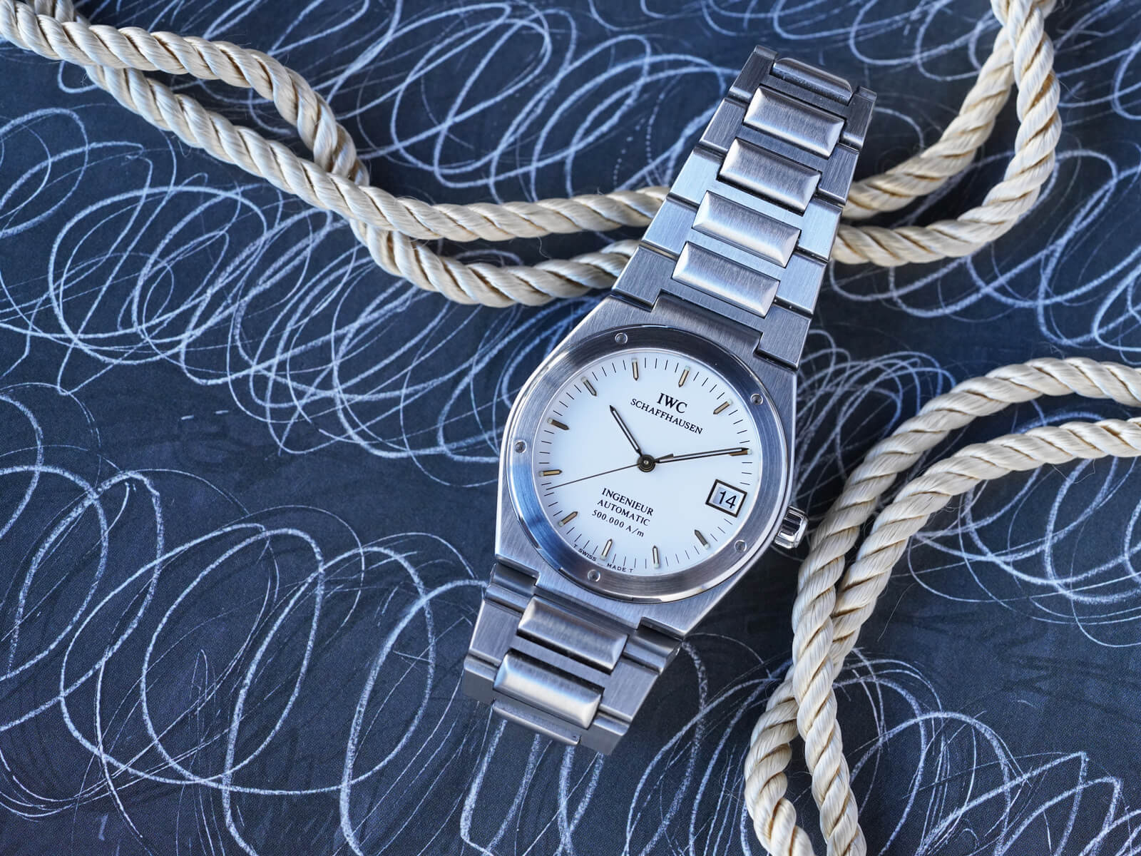 IWC インヂュニアSL  予備コマ IWC、往年のインヂュニアを再解釈した新作 - Impress Watch