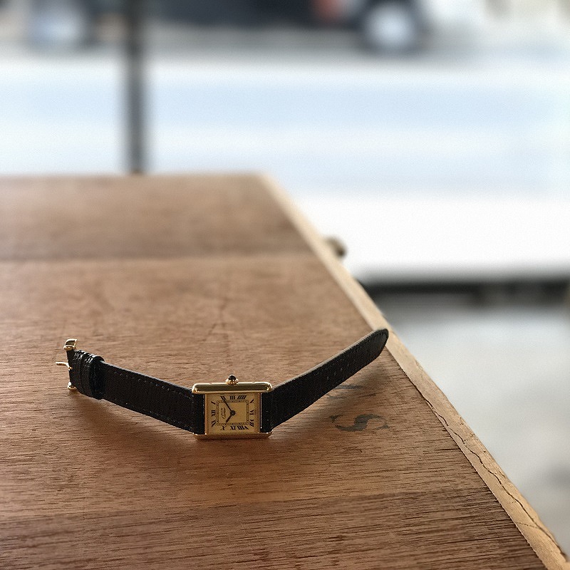 Cartierカルティエ　パンテールSM18Kベルトコマ×２個　時計ケース保証書 保証書】カルティエ CARTIER パンテール MM 1ロウ W25028B5