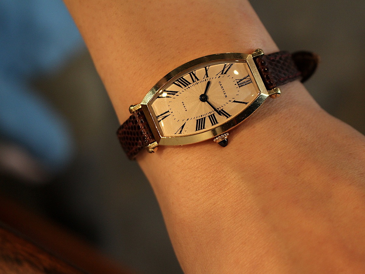 Cartier - カルティエ アンファン シリアルボウル Watches & Wonders 2023｜カルティエの新作腕時計﻿『タンク