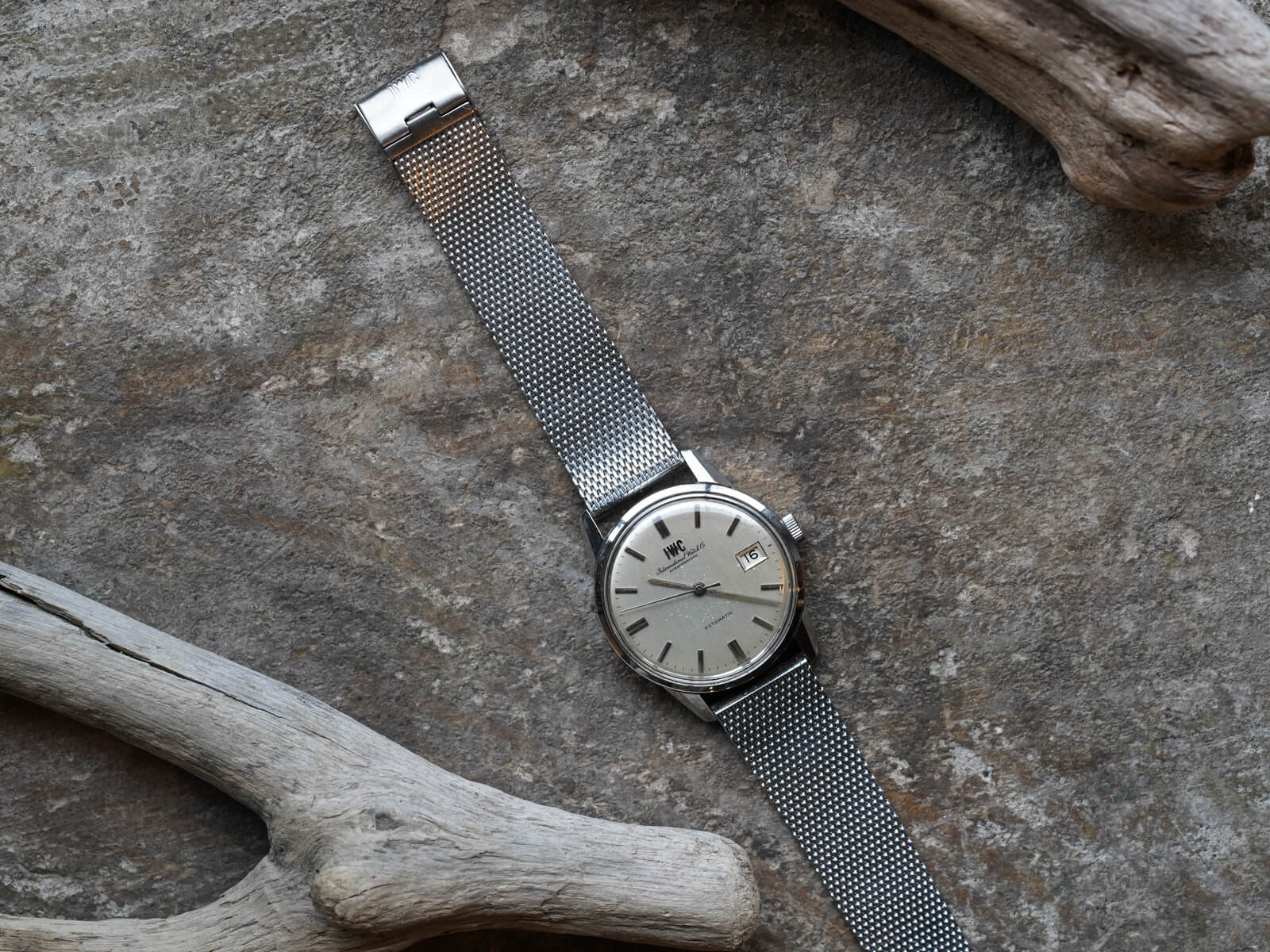 IWC 自動巻き時計 シルバー メッシュバンド IWC/オールドインター/ラウンドケースデイト/シルバーダイヤル