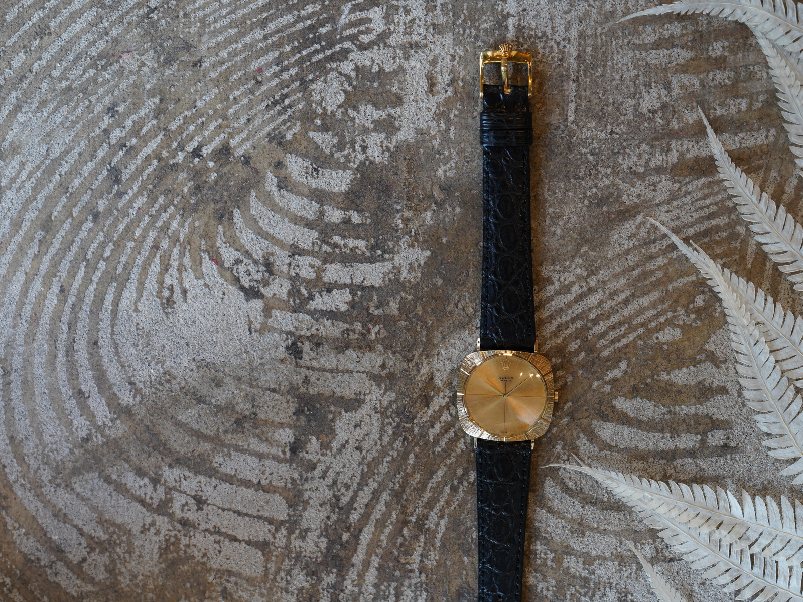 ROLEX 時計ケース　極美品 クッション付 保証付　即購入可 ロレックス オイスター クッションケース 9金無垢 1934年製 Ref.678