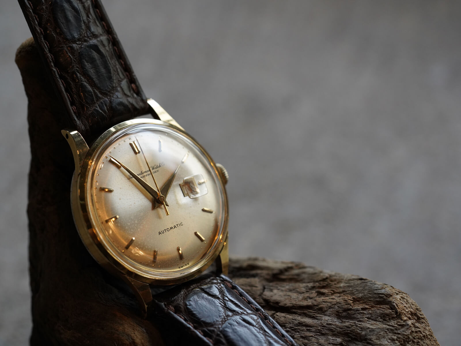 IWC/オールドインター/寄り目デイト/バレットシルバーダイヤル