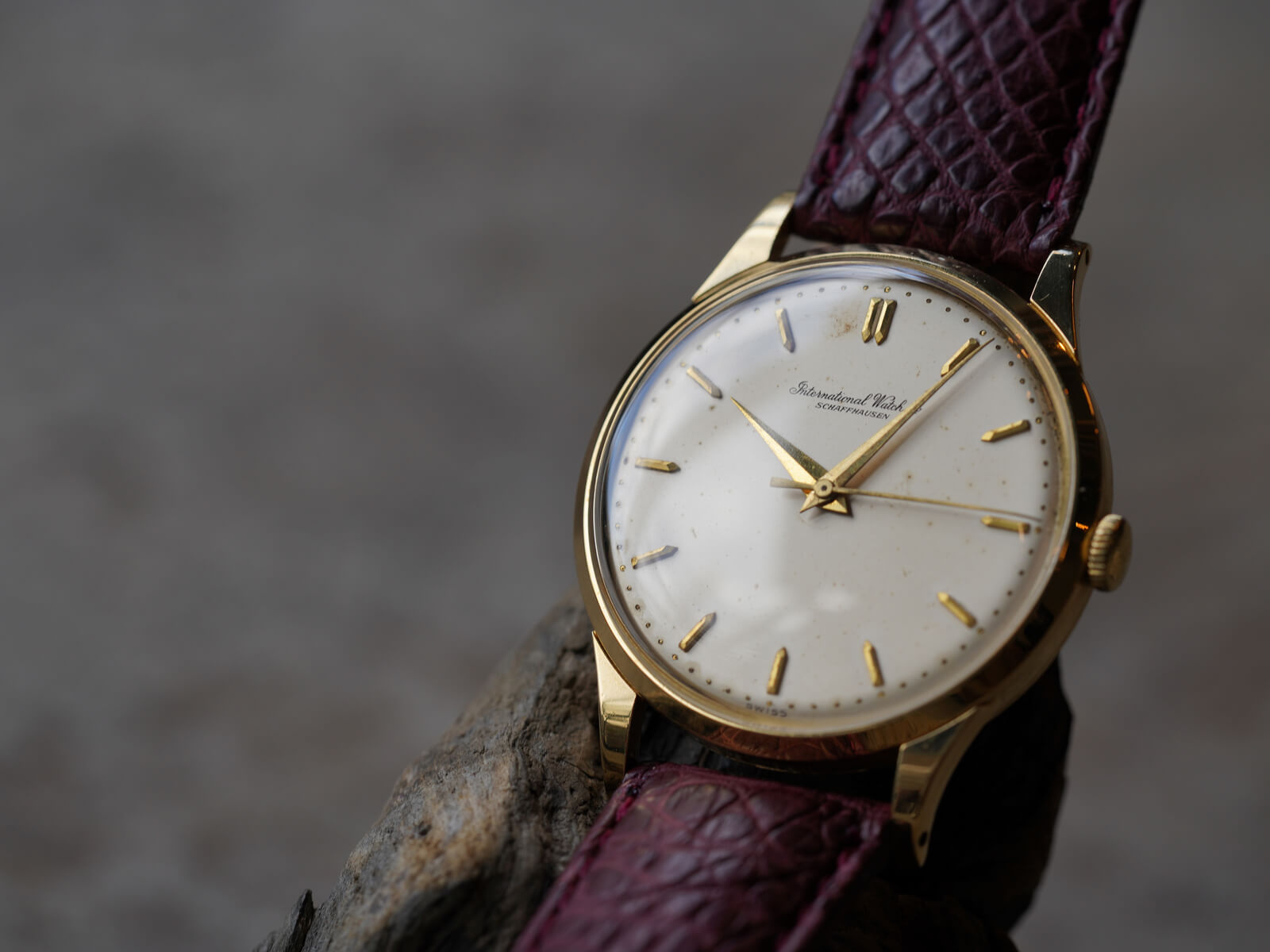 IWC　オールドインター　シャフハウゼン 手巻き 楽天市場】【IWC SCHAFFHAUSEN】IWC シャフハウゼン K18YG