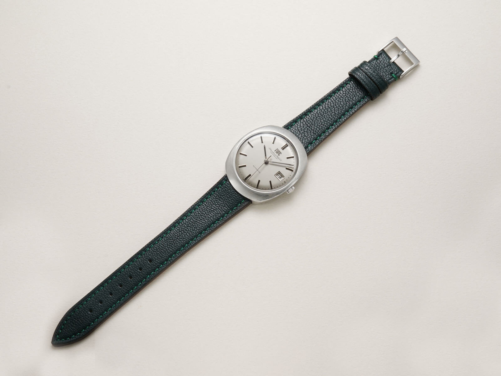 IWC/オールドインター/ワンピースクッションケース/シルバー
