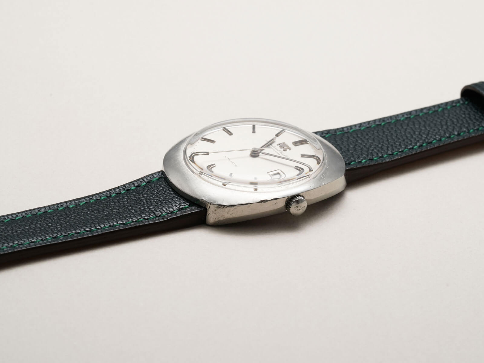 IWC/オールドインター/ワンピースクッションケース/シルバー