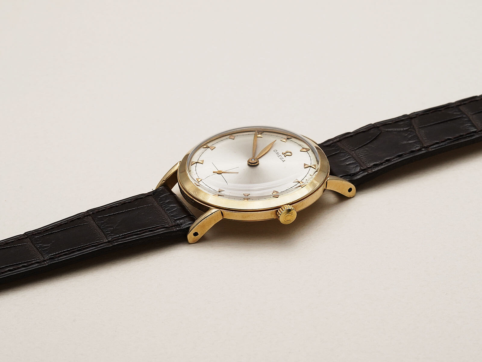 Omega シルバーケース アイボリー ダイヤル 時計 オメガ トレンチウォッチ シルバーケース ポーセリンダイアル