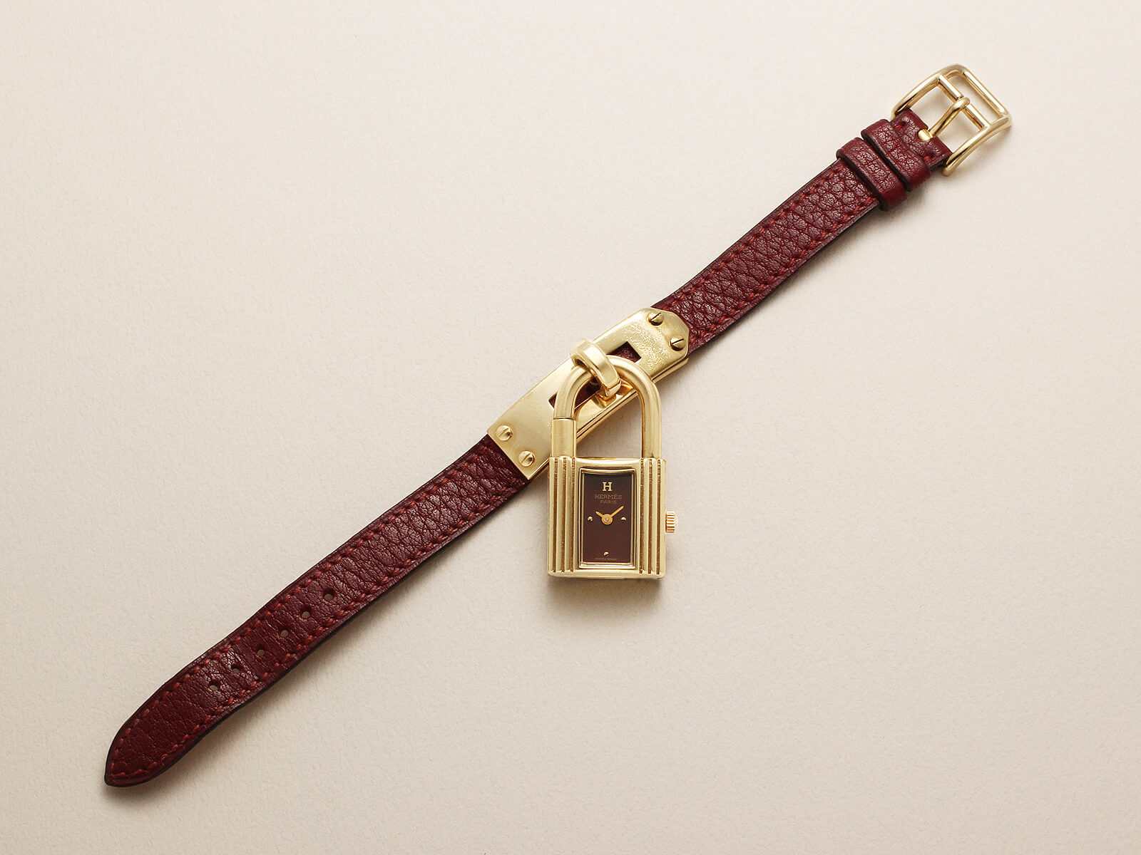 HERMES エルメス ケリーウォッチ・ワインレッド エルメス ケリーウォッチ KE1.201 レッド レディース 時計