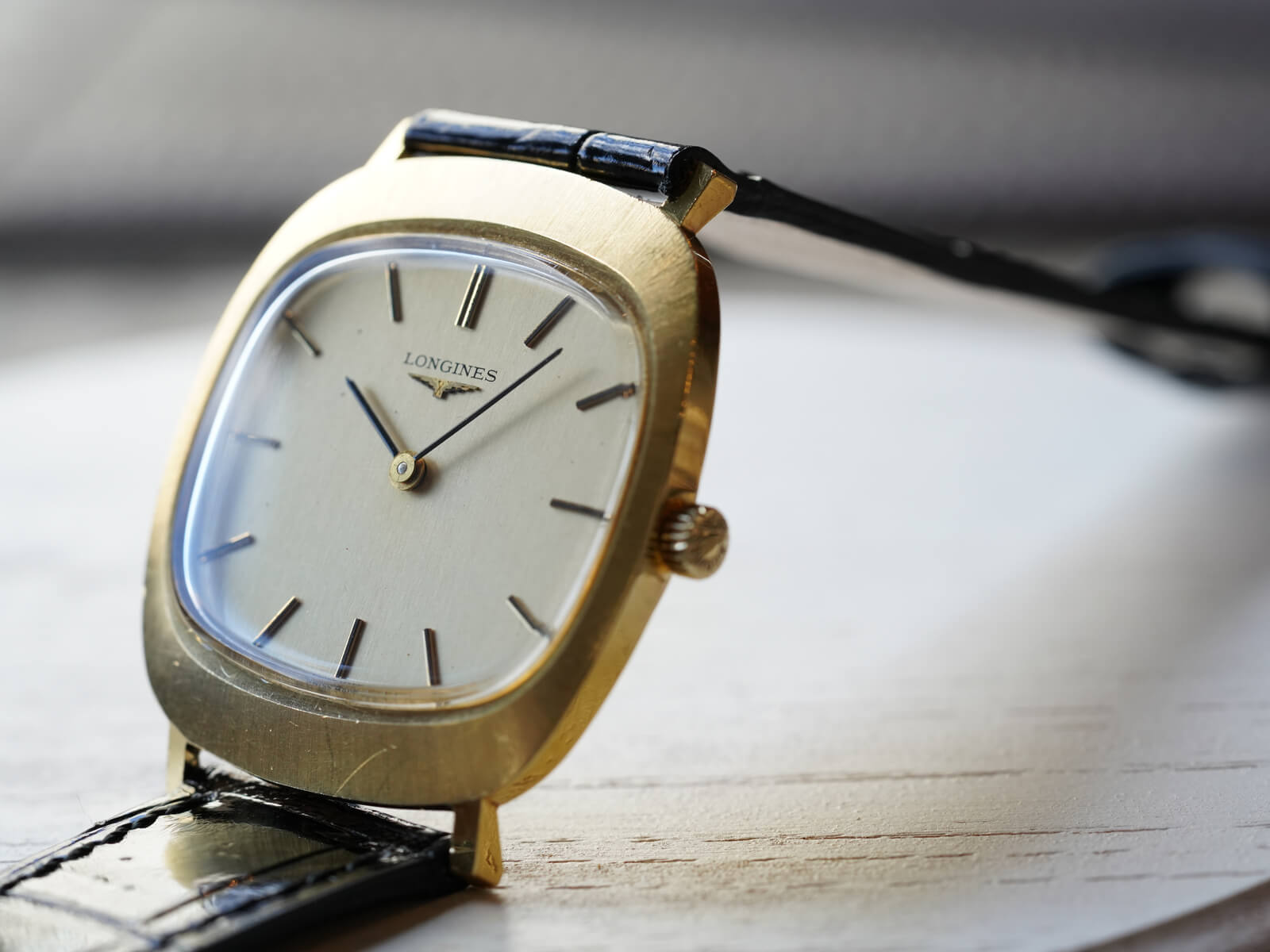 ロンジン/クッションケース/ゴールドダイヤル/Longines/Cushion