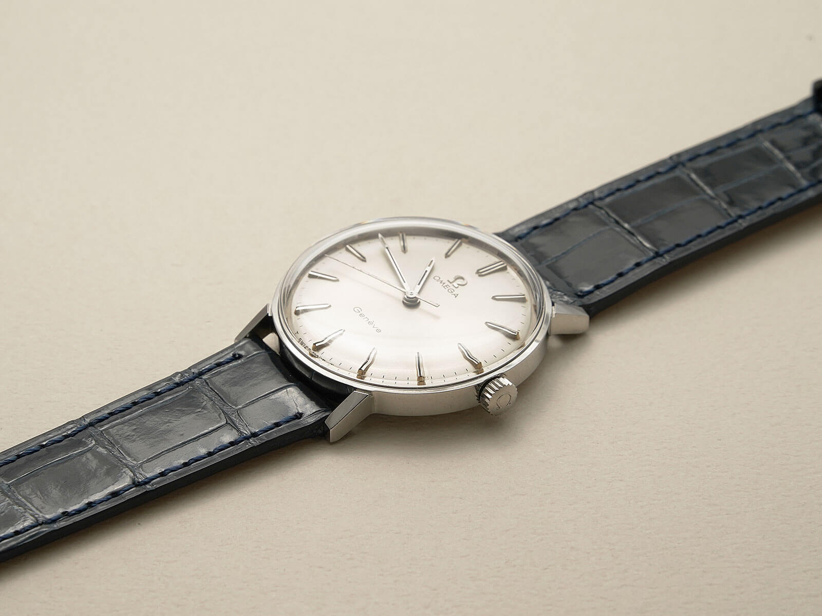 Omega Geneve シルバー レザー 時計 オメガ/ジュネーヴ/バレットシルバーダイヤル/Omega/Geneve