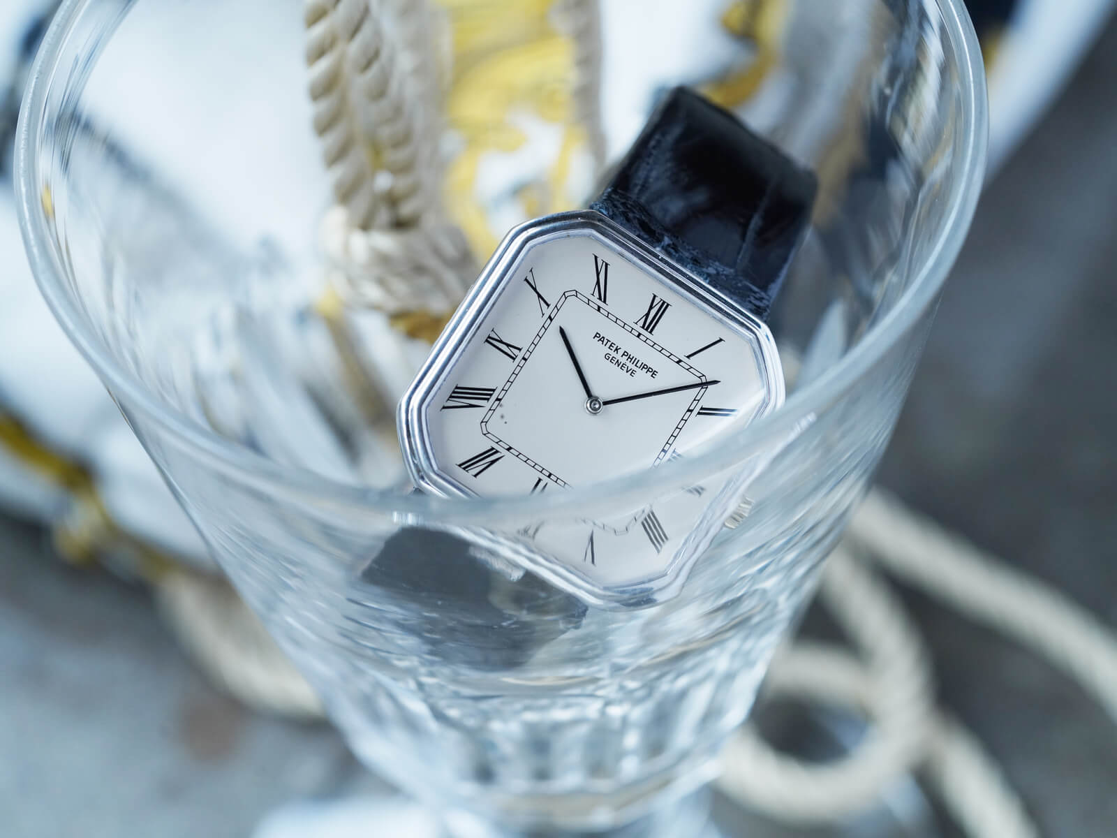 パテックフィリップ PATEK PHILIPPE 時計ケース パテックフィリップ/クッションケース/ゴールドローマンダイヤル