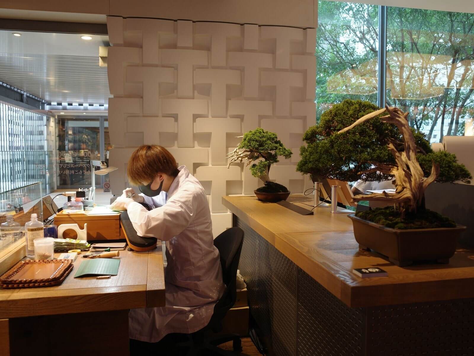 _535_https://eguchi-store.jp/ecw2507/eguchiwp/wp-content/uploads/tsutaya-11.jpg