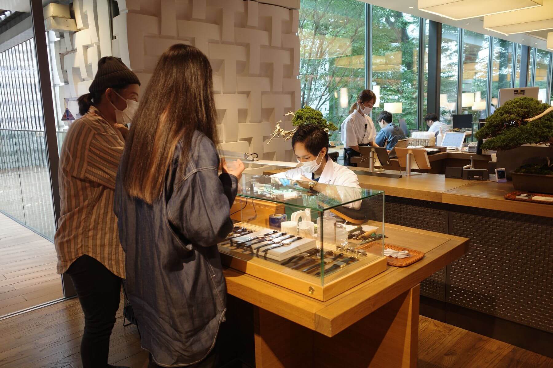 _183_https://eguchi-store.jp/ecw2507/eguchiwp/wp-content/uploads/tsutaya-14.jpg