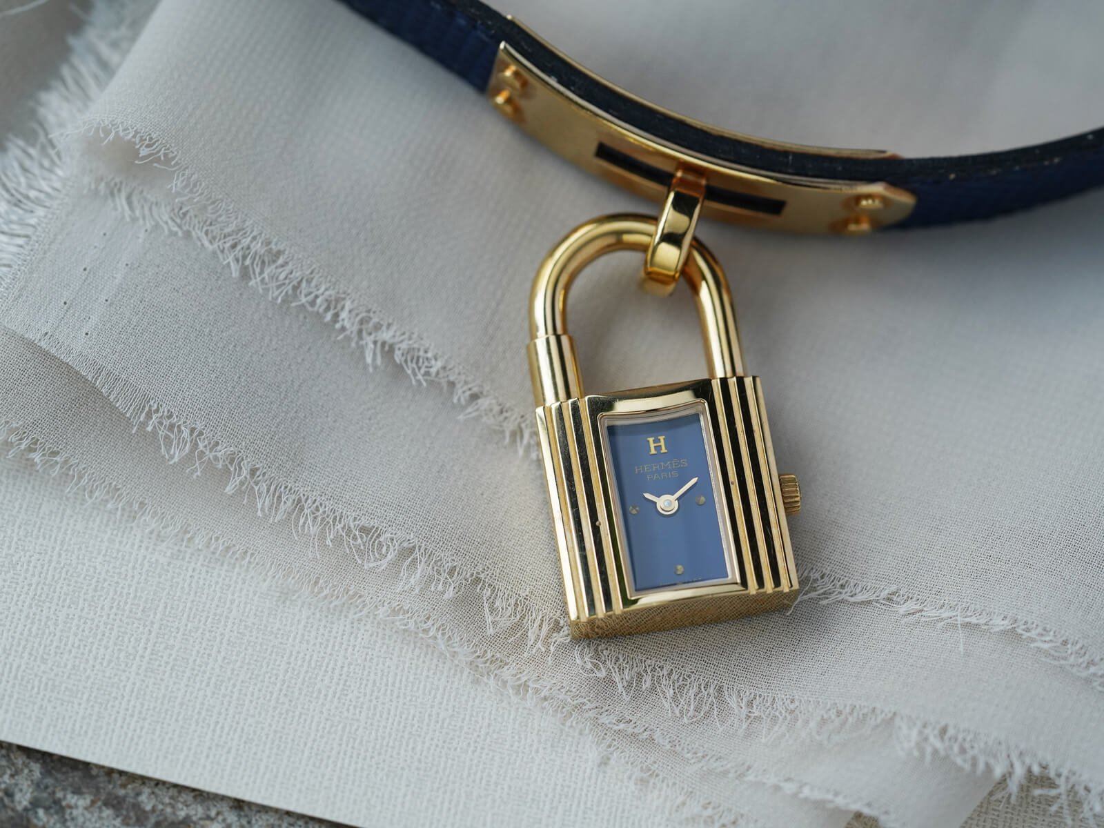 エルメス ケリーウォッチ 金×紺 リザード革 - 腕時計(アナログ)