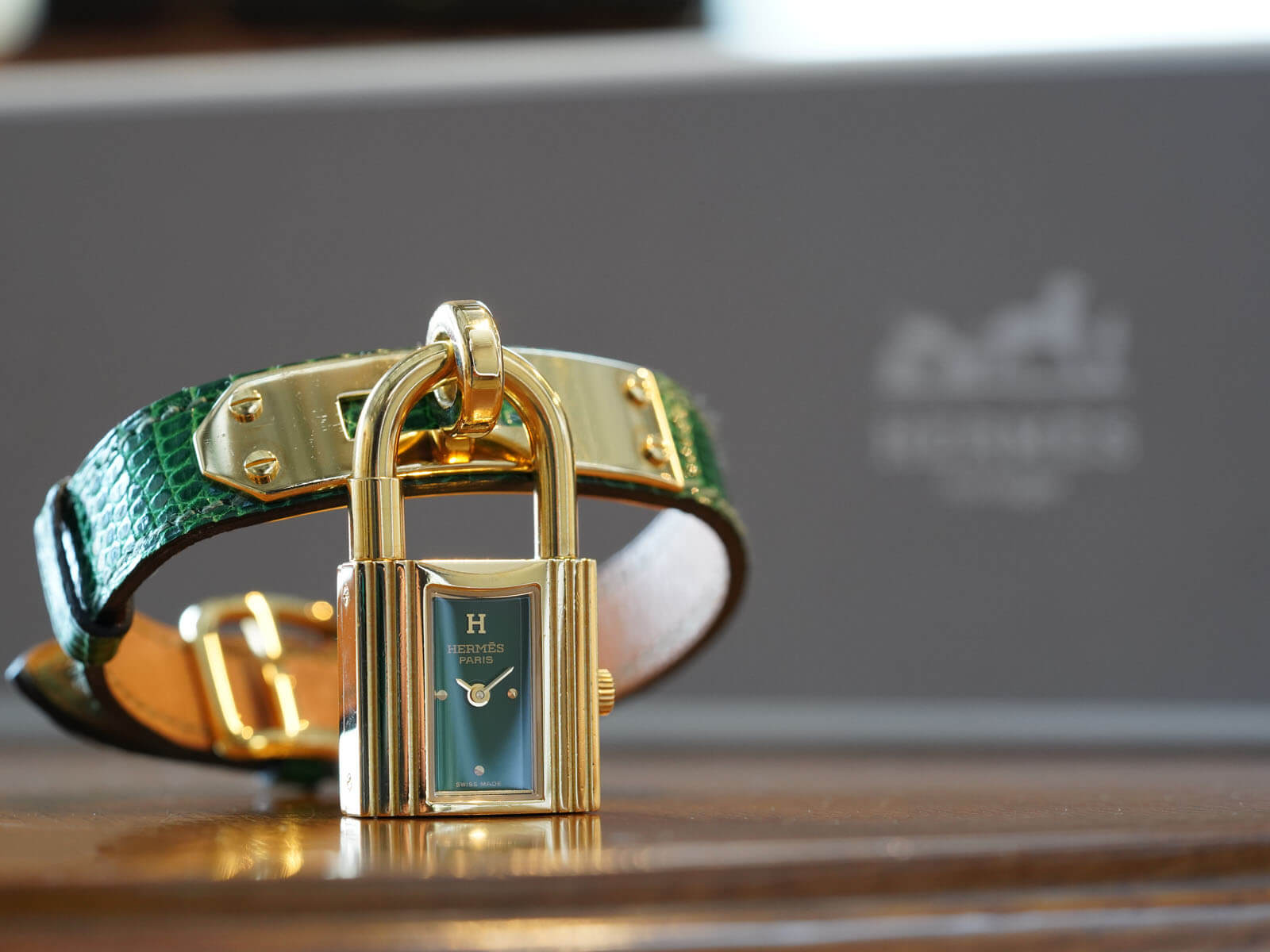 即購入可HERMES ケリーウォッチ エルメス ケリー 腕時計 ベルト 緑 グリーン